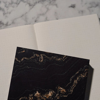 Marmor märkmik #1010