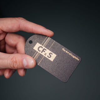 Laikival paberil kuldne siiditrukk rippsilt 